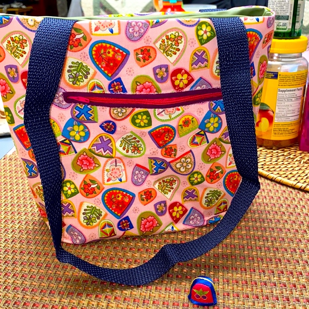 A thimble design -Korean fabric Zipper Tote Bag
